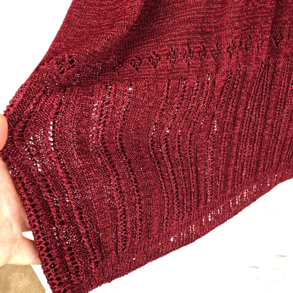 DKNY Women's Size L V-Neck Sweater Gently Loved - Picture 2 of 7